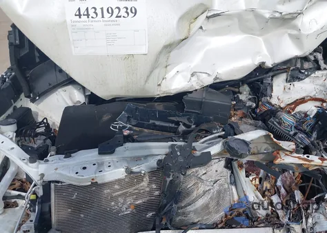 2019 Toyota Highlander Limited Platinum z USA, uszkodzony, nr VIN 5TDDZRFH9KS975105